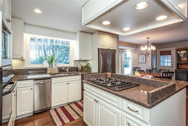 70 Buckminster Road Brookline, MA 02445 - Photo 4 of 16