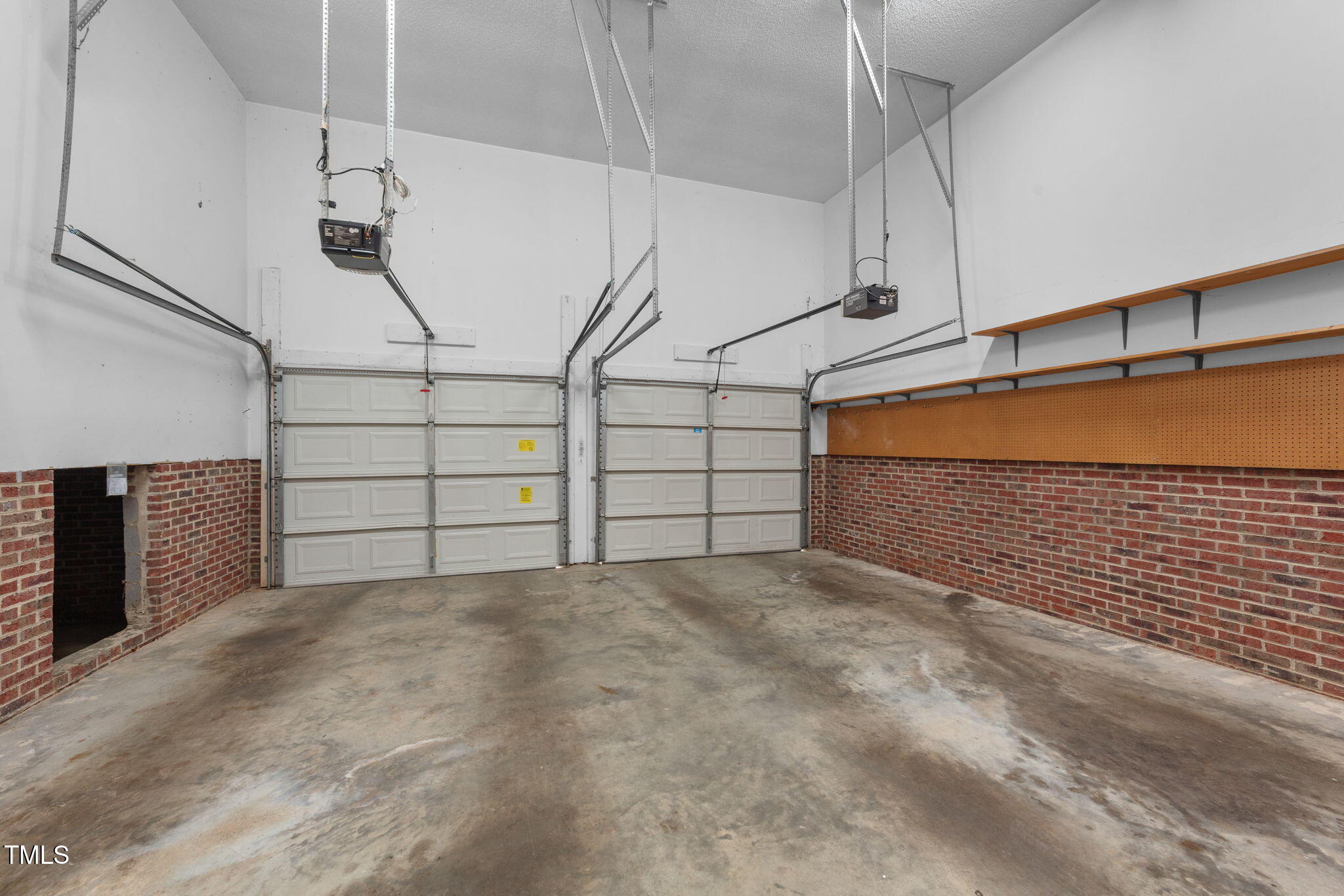 4319 Sprague Road Raleigh, NC 27613 - Photo 24 of 45 Garage