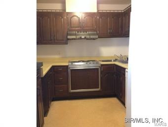417 Prospect Street, Unit M Alton, IL 62002 - Photo 3 of 11 Gallery Image 3