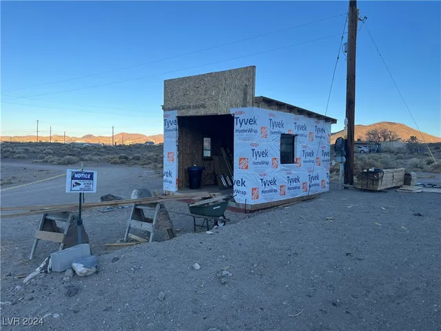 $480,000 | 701 5th Avenue, Goldfield, NV 89013