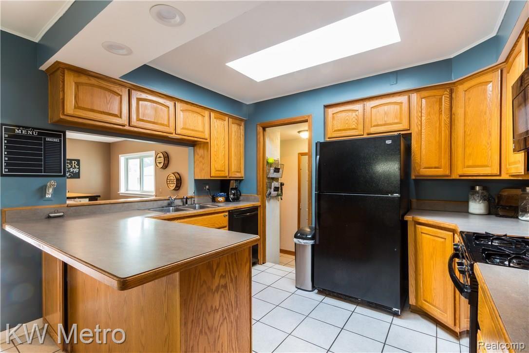 71220 Fisher Road Romeo, MI 48065 - Photo 2 of 35 71220 Fisher Rd.jpg