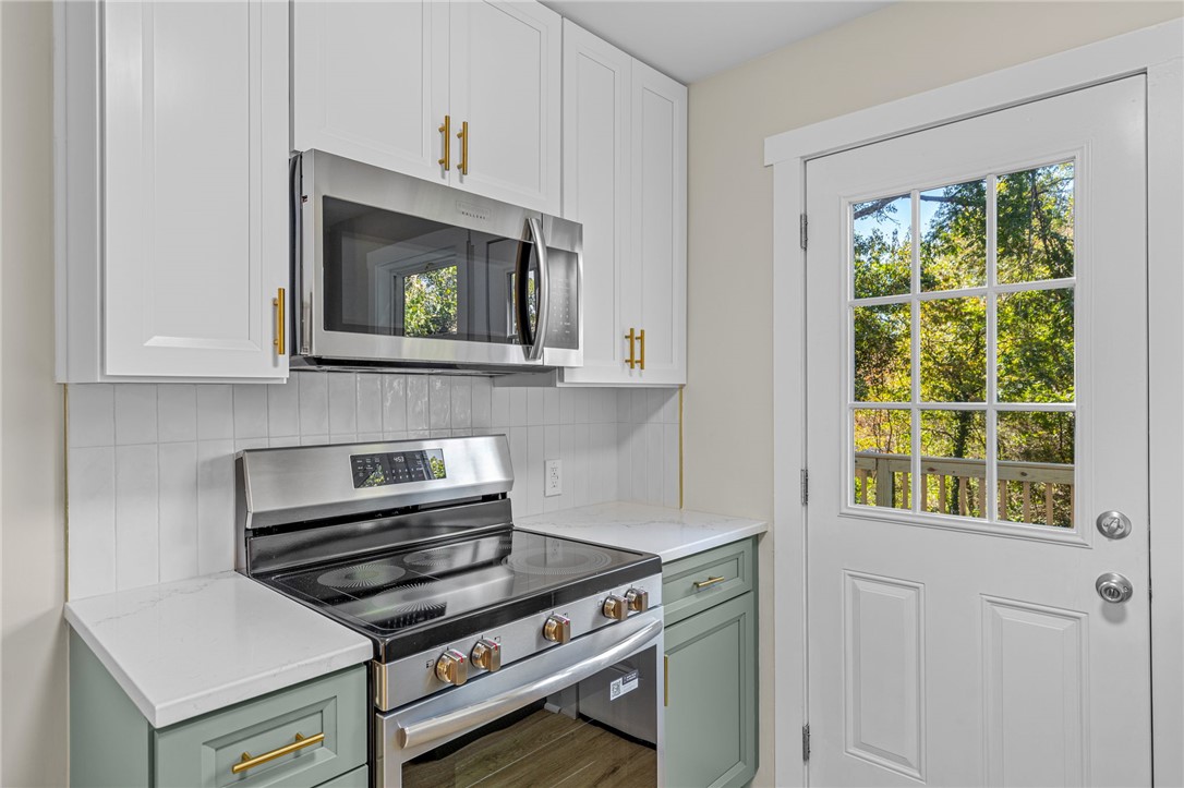 313 Trotter Road Pickens, SC 29671 - Photo 14 of 36