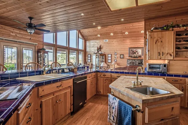 $4,390,000 | 15250 Lanford Pacheco Road, Valley Springs, CA 95252