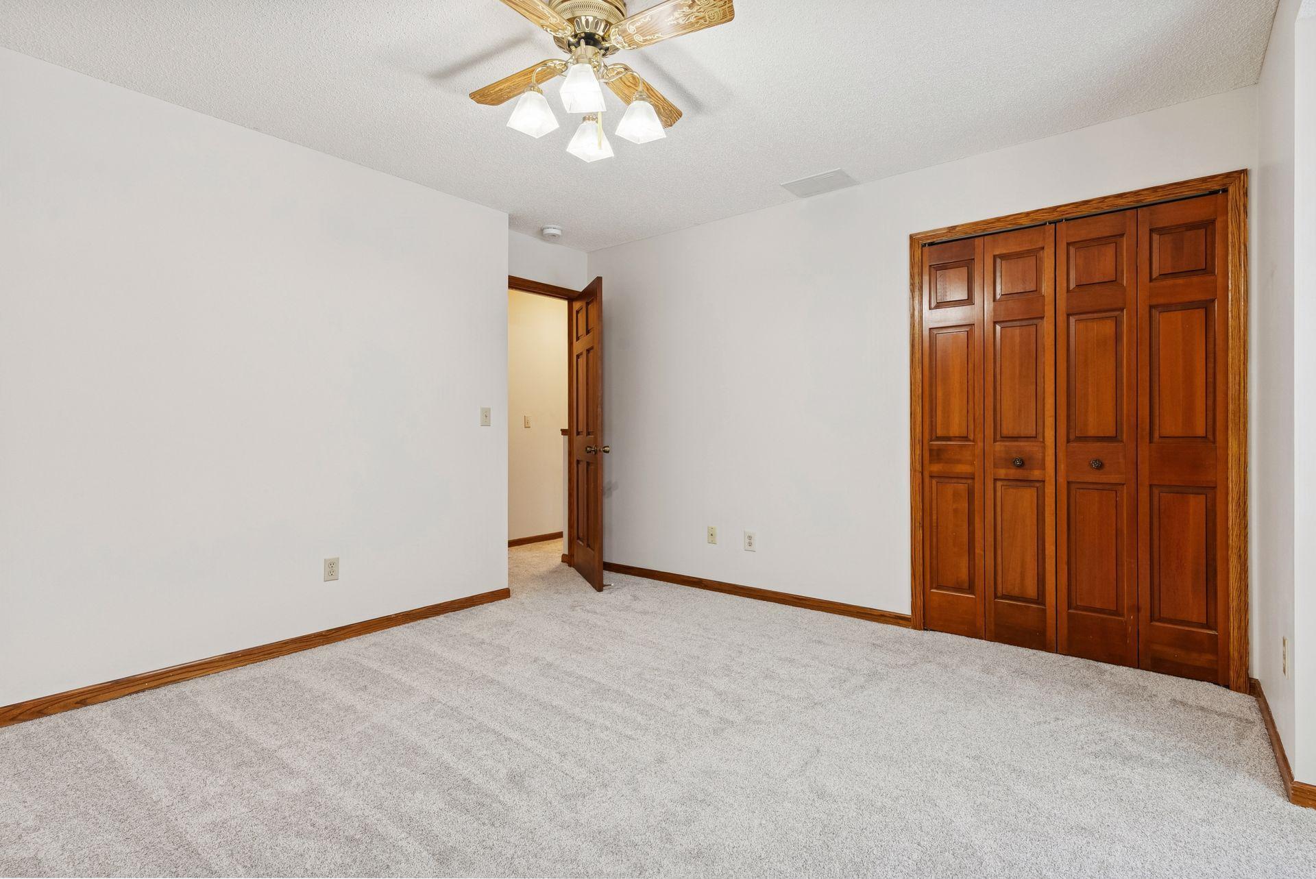 212 Interlachen Road Burnsville, MN 55306 - Photo 27 of 75