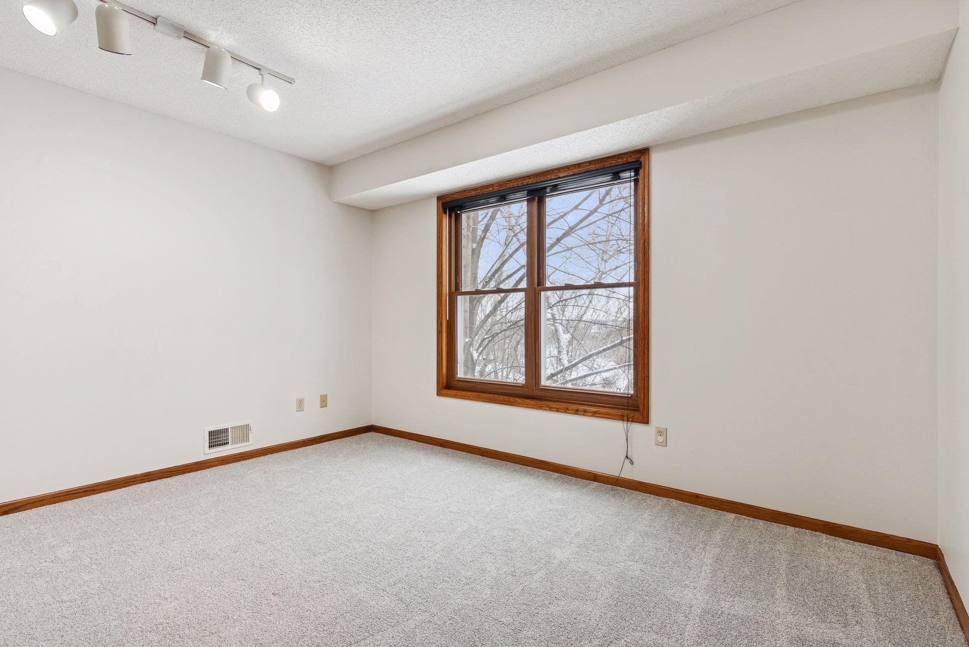 212 Interlachen Road Burnsville, MN 55306 - Photo 29 of 75