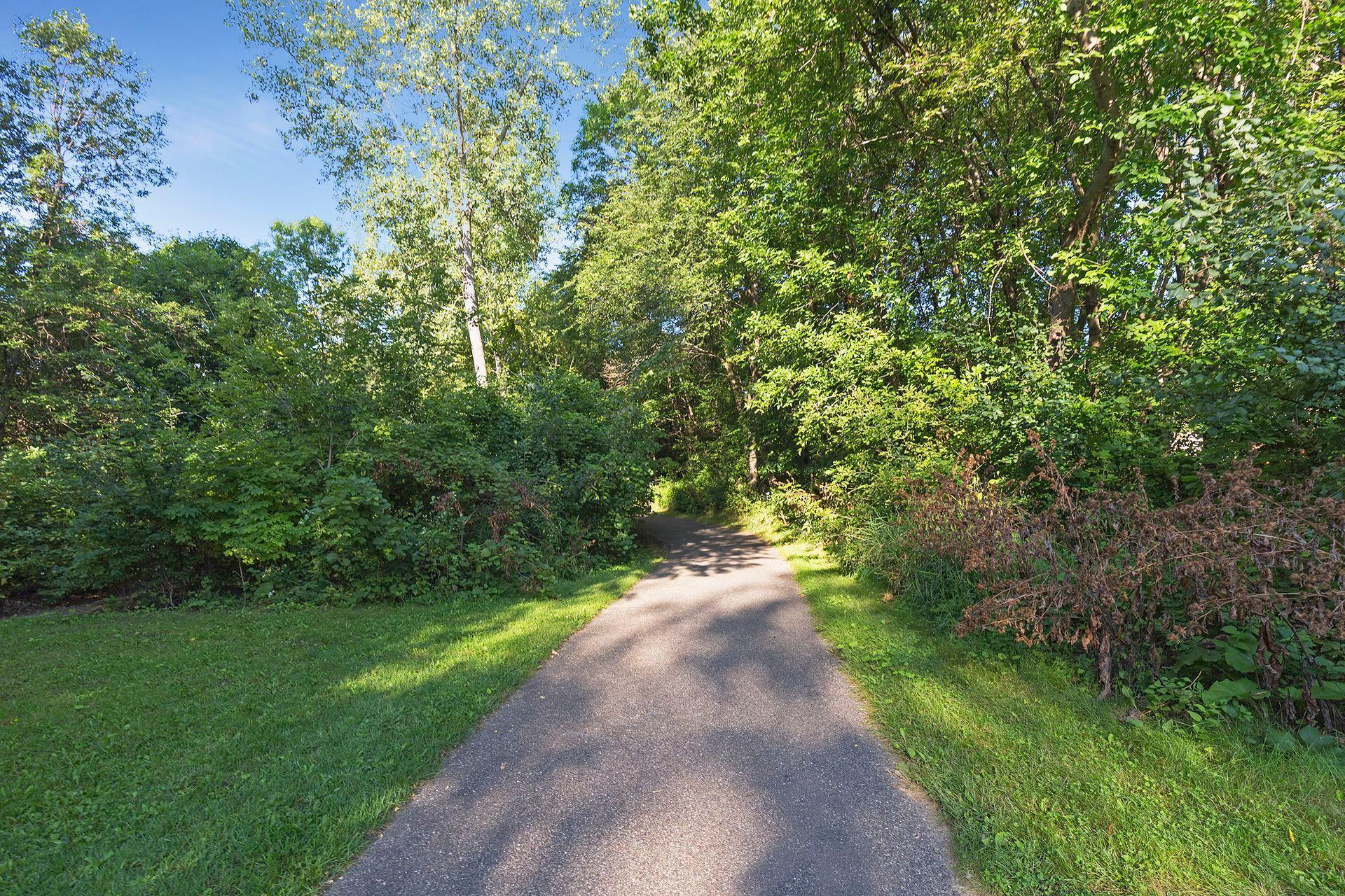 212 Interlachen Road Burnsville, MN 55306 - Photo 65 of 75