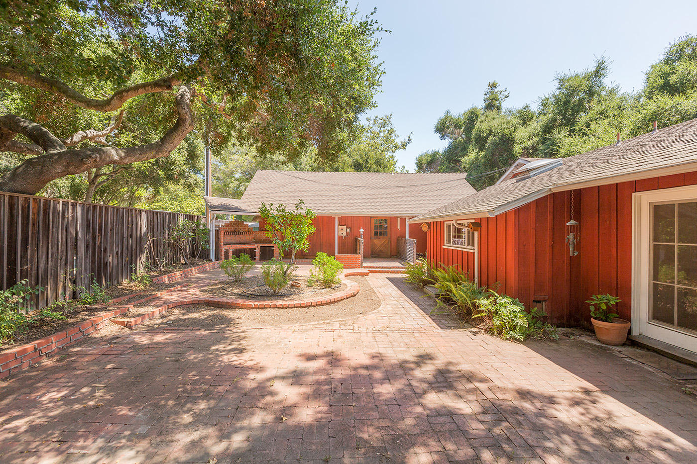 426 North Ontare Road Santa Barbara, CA 93105 - Photo 23 of 32 Back patio area