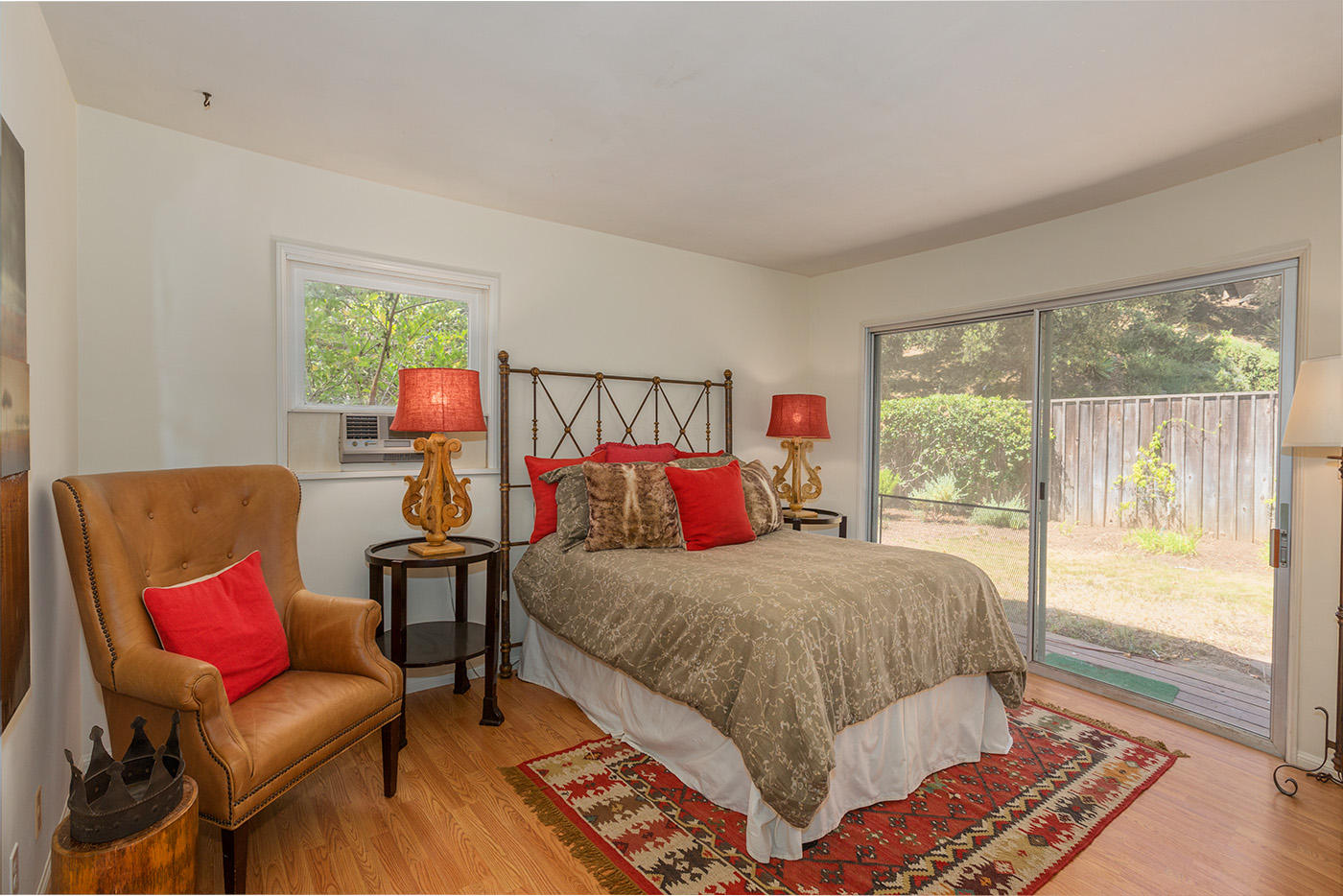 426 North Ontare Road Santa Barbara, CA 93105 - Photo 8 of 32 Master bedroom with sliding glass doors