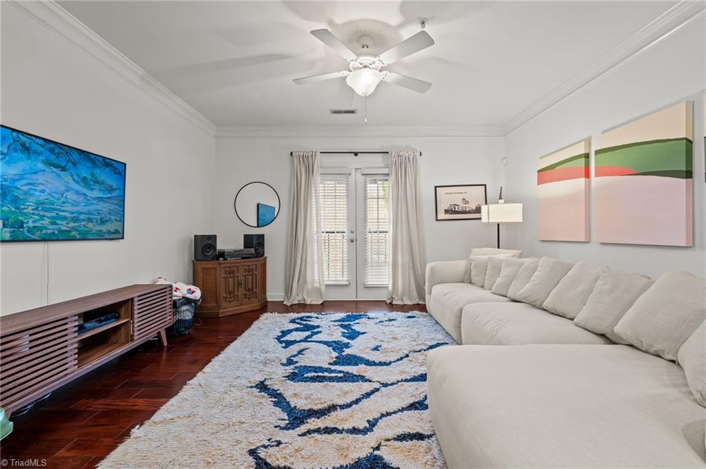 108 Sunset Circle, Unit 203 Greensboro, NC 27408 - Photo 11 of 38