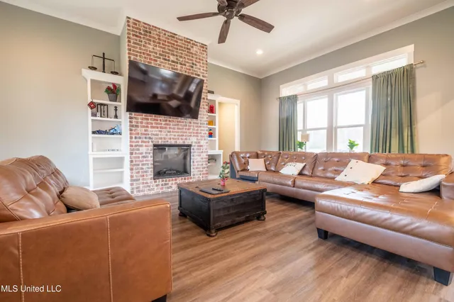 $570,000 | 4121 Jenny Lane, Hernando, MS 38632