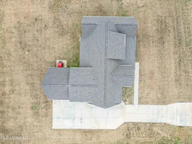 $570,000 | 4121 Jenny Lane, Hernando, MS 38632