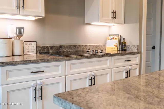 $570,000 | 4121 Jenny Lane, Hernando, MS 38632