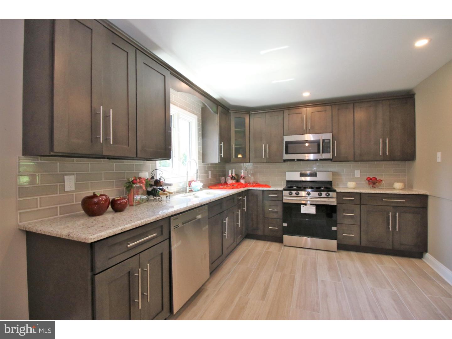 306 3rd Avenue Lindenwold, NJ 08021 - Photo 12 of 25 Gallery Image 12