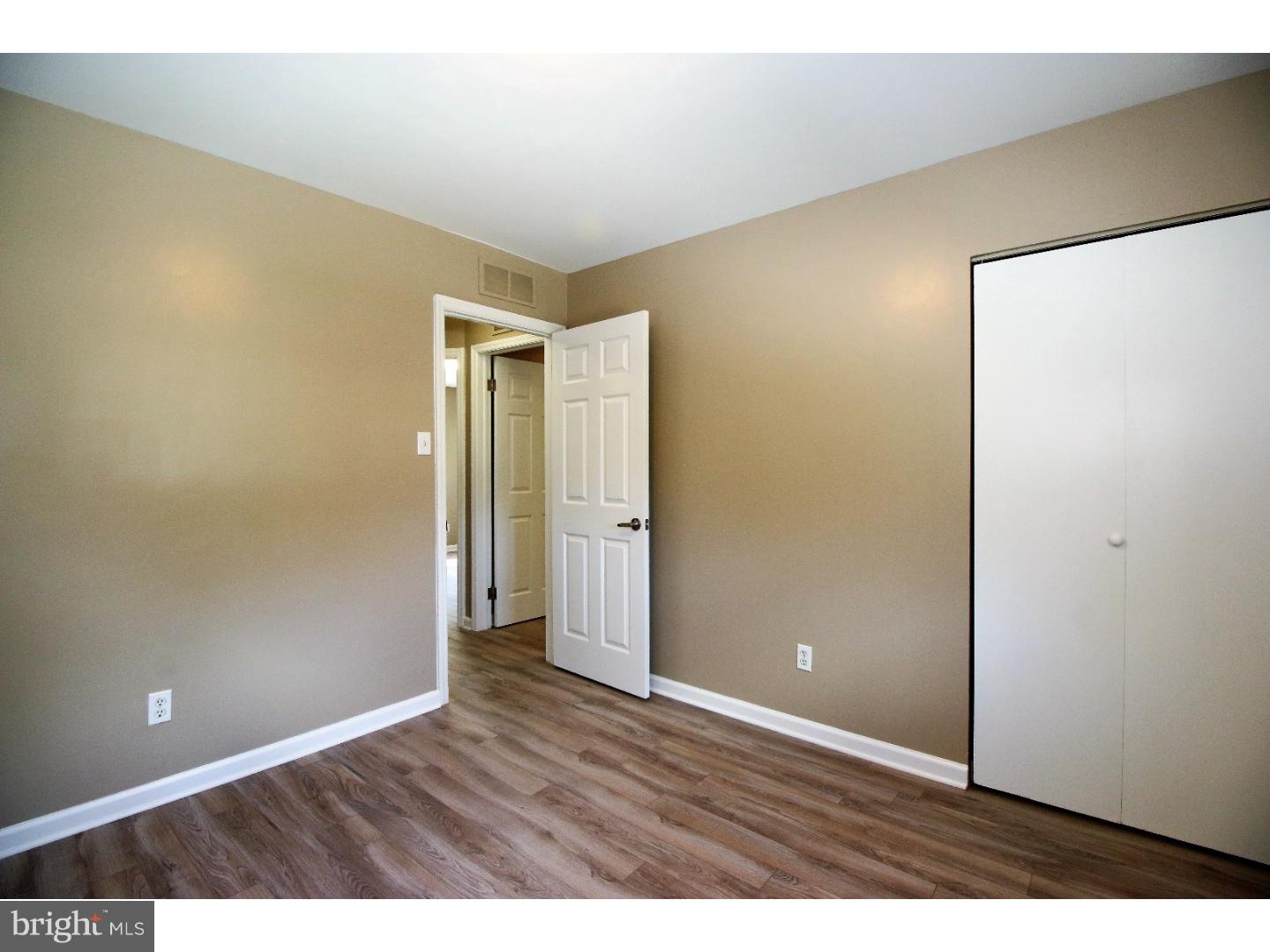 306 3rd Avenue Lindenwold, NJ 08021 - Photo 10 of 25 Gallery Image 10