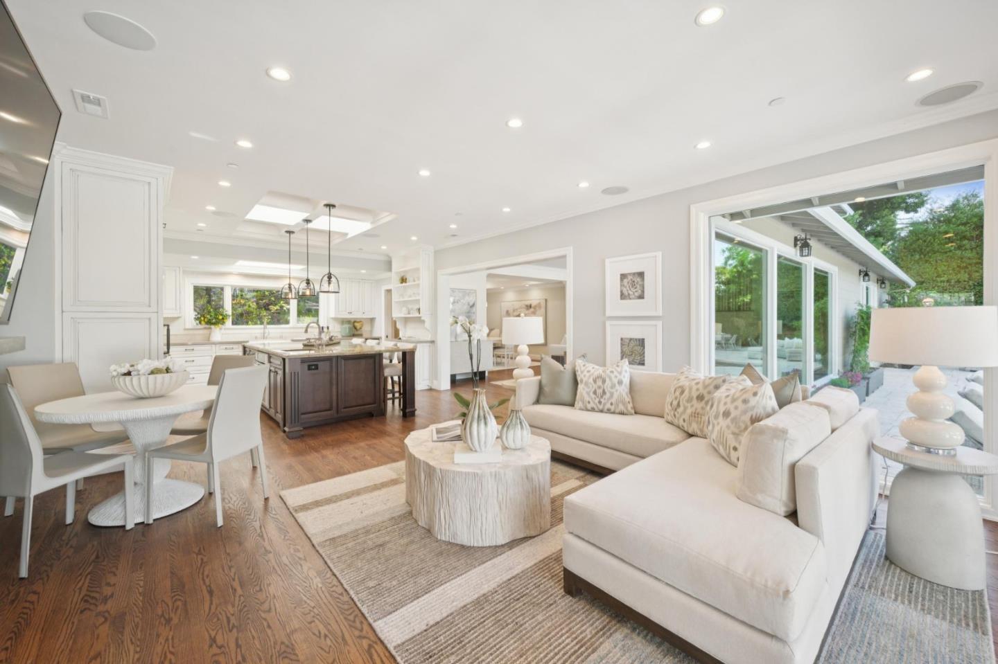 520 Darrell Road Hillsborough, CA 94010 - Photo 19 of 104