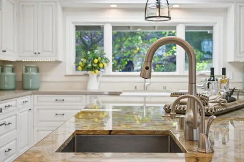 $6,895,000 | 520 Darrell Road, Hillsborough, CA 94010