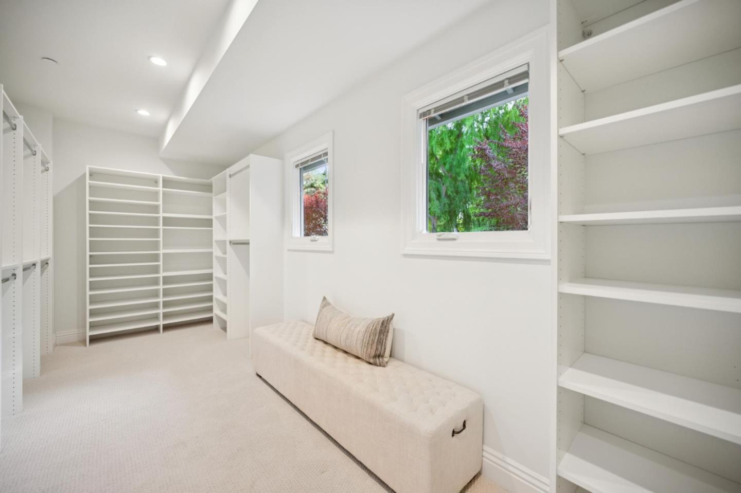 520 Darrell Road Hillsborough, CA 94010 - Photo 29 of 104