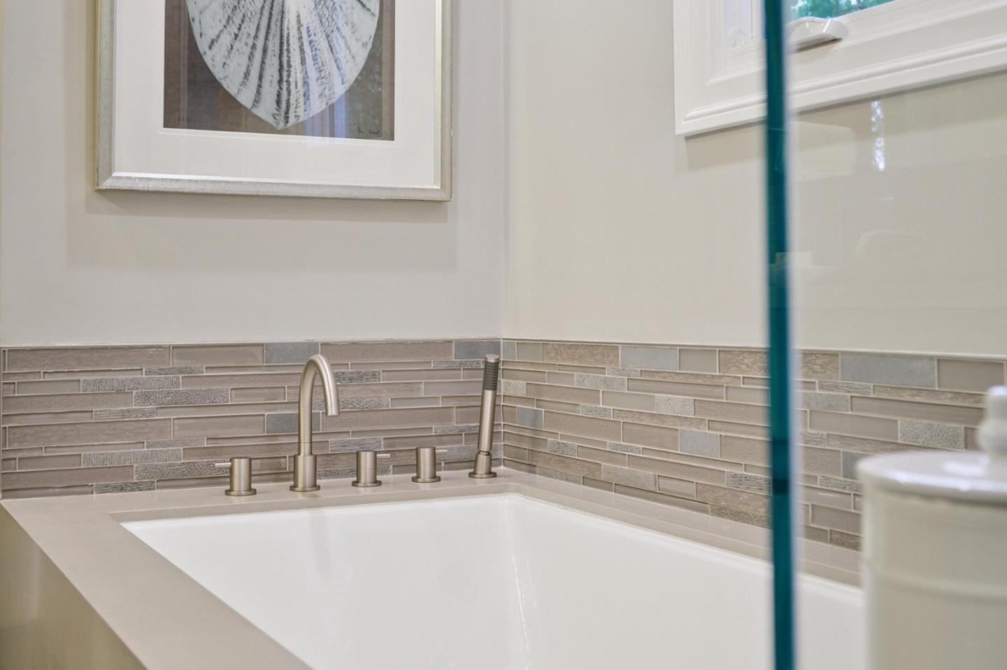 520 Darrell Road Hillsborough, CA 94010 - Photo 40 of 104