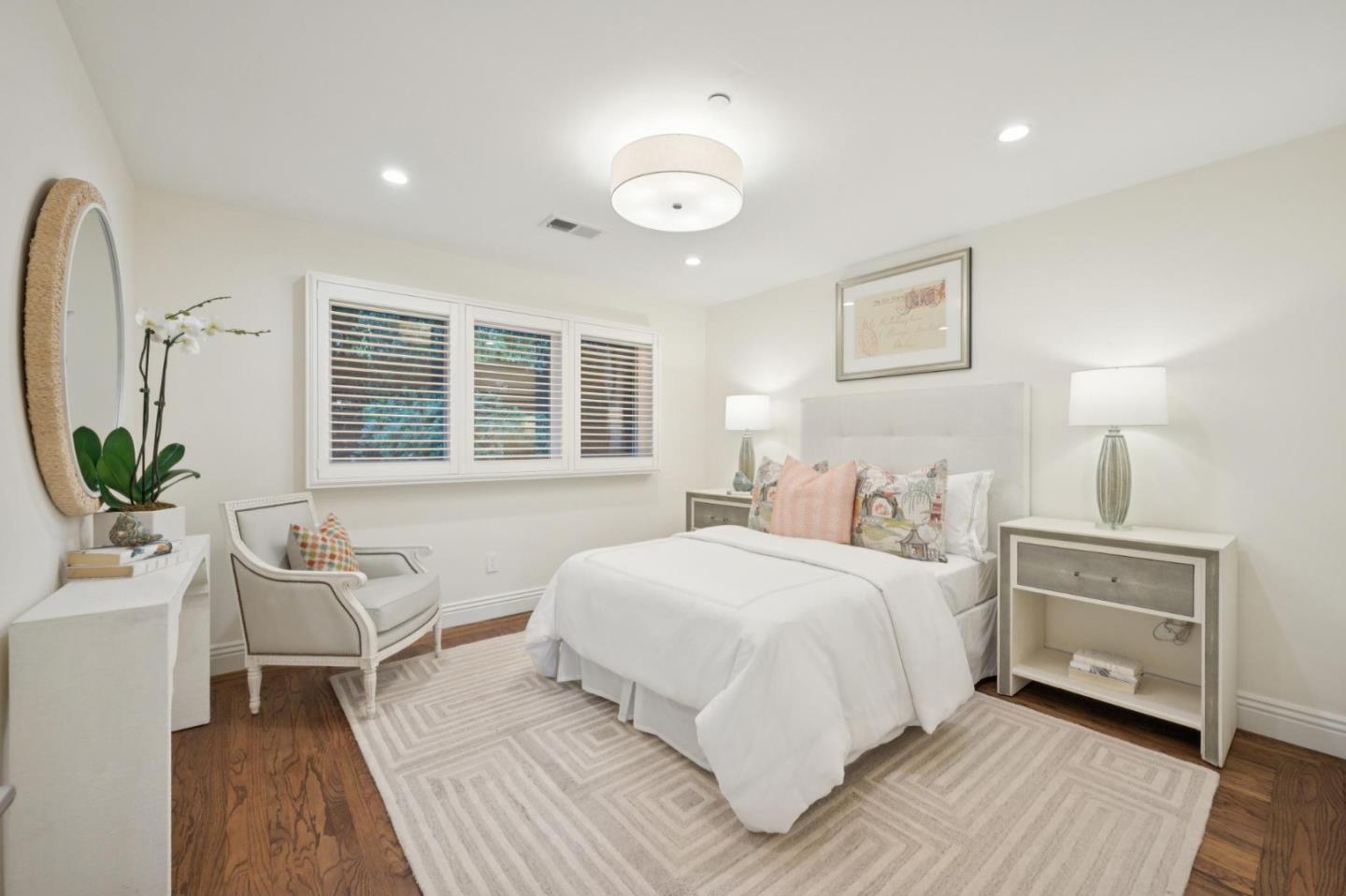 520 Darrell Road Hillsborough, CA 94010 - Photo 41 of 104