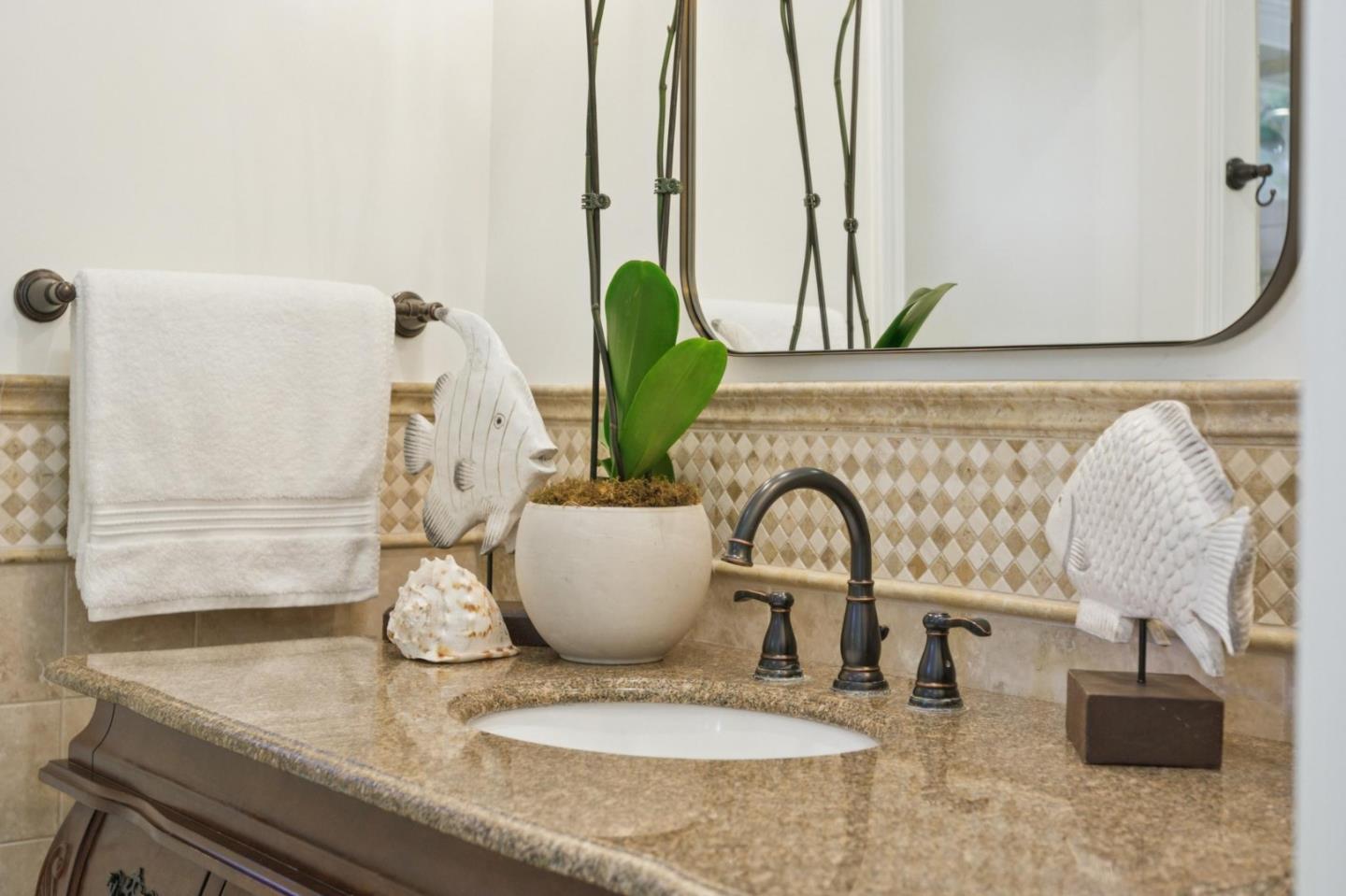 520 Darrell Road Hillsborough, CA 94010 - Photo 51 of 104