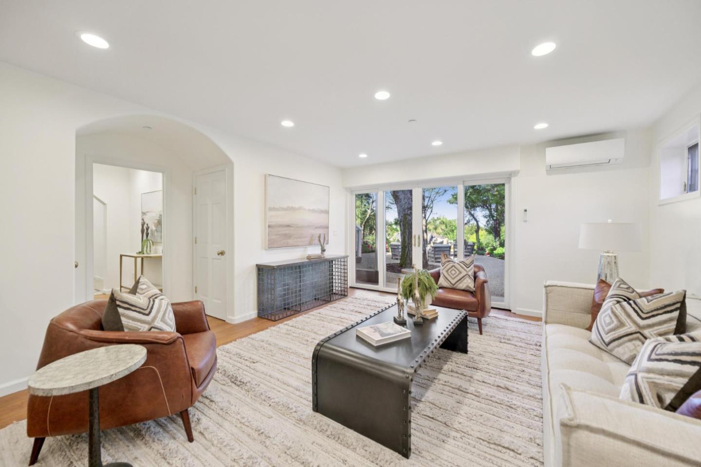 520 Darrell Road Hillsborough, CA 94010 - Photo 55 of 104