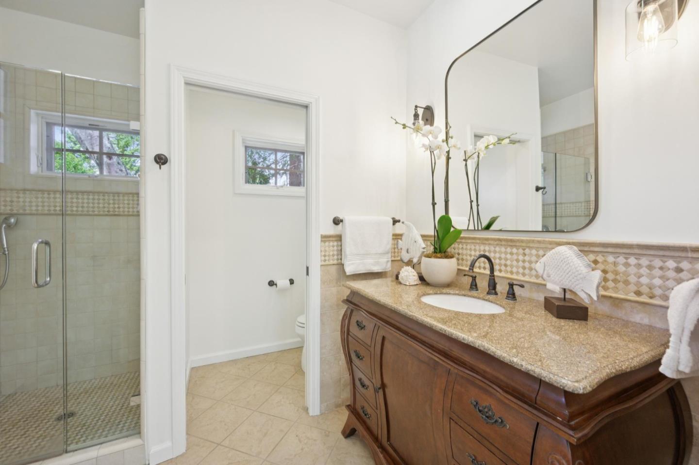 520 Darrell Road Hillsborough, CA 94010 - Photo 58 of 104