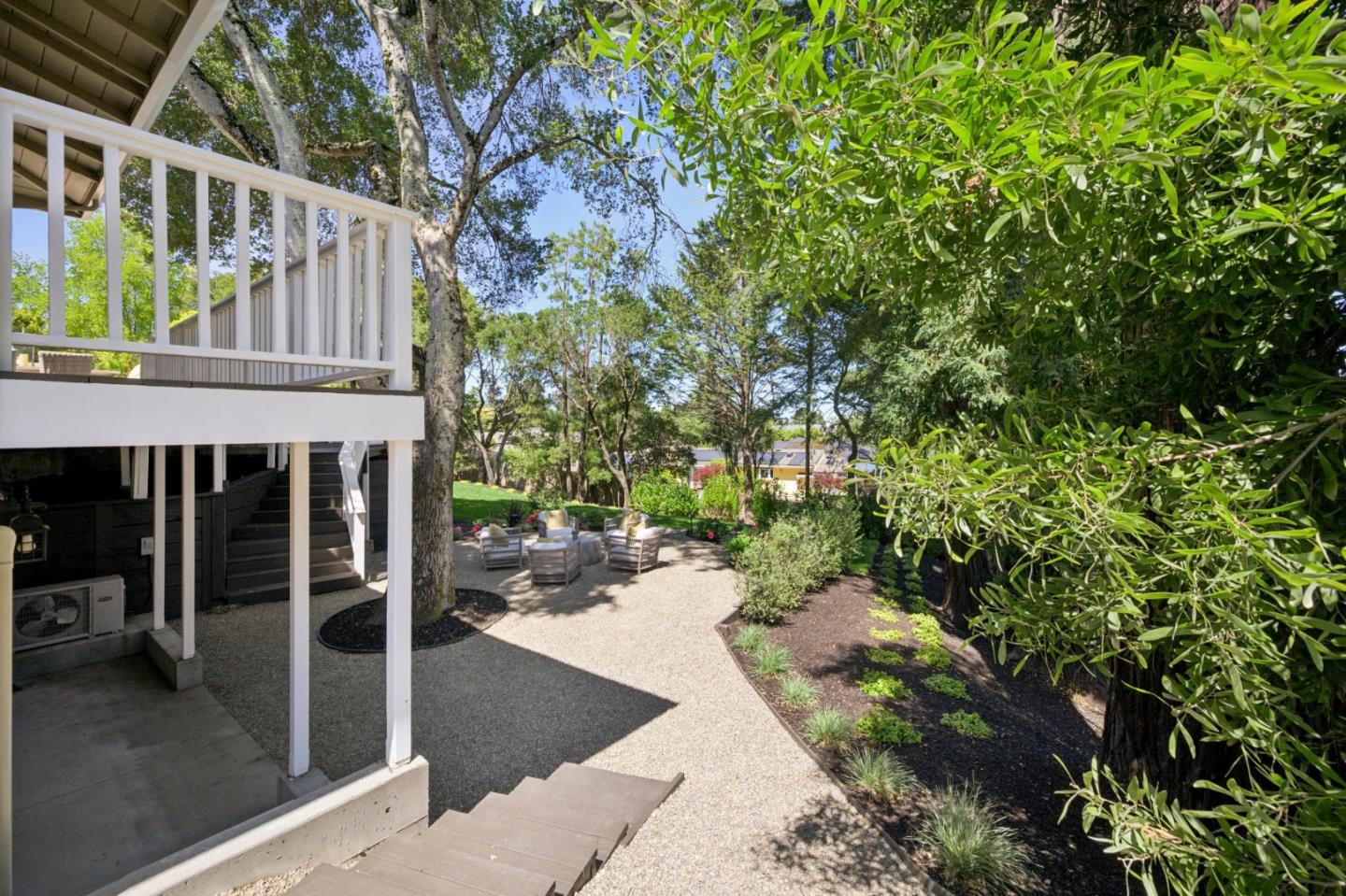 520 Darrell Road Hillsborough, CA 94010 - Photo 66 of 104