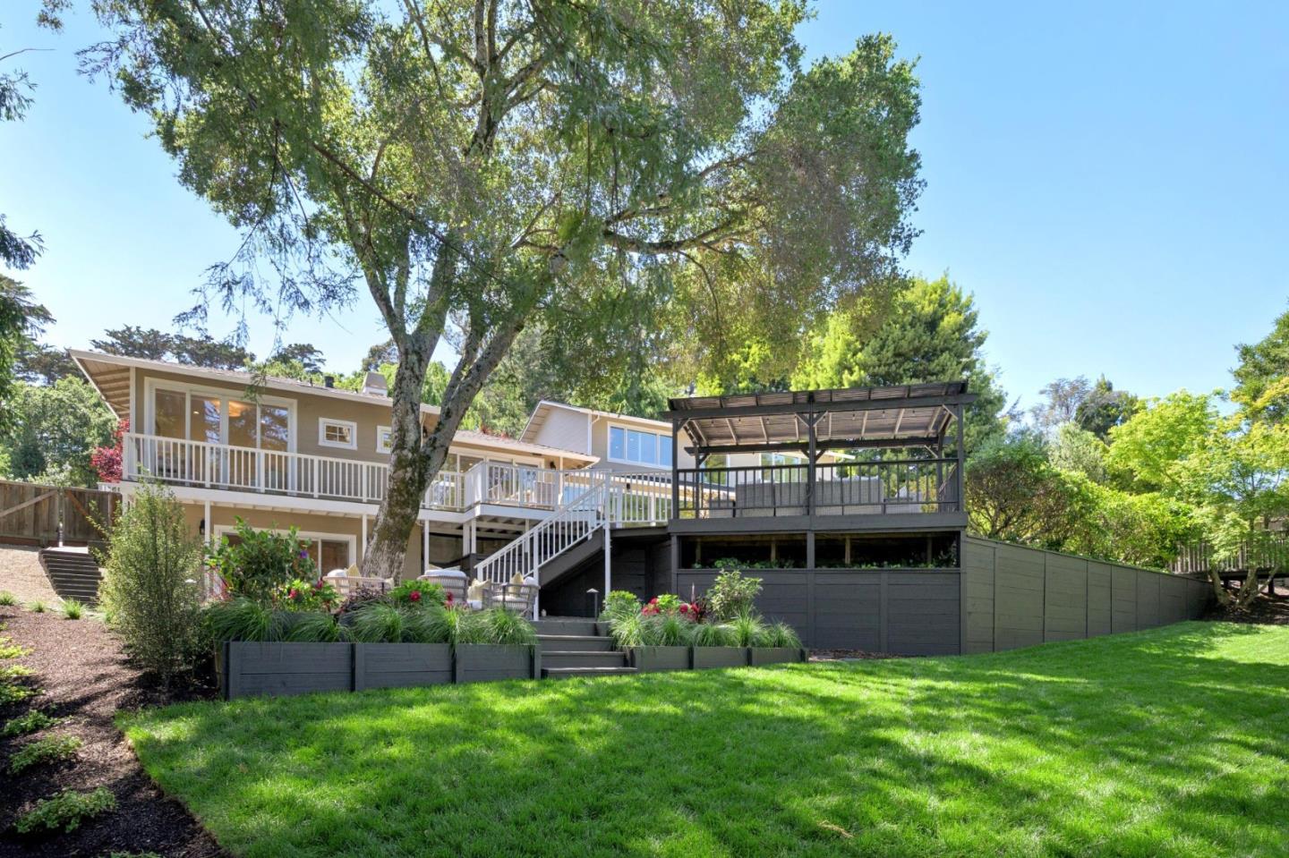 520 Darrell Road Hillsborough, CA 94010 - Photo 70 of 104