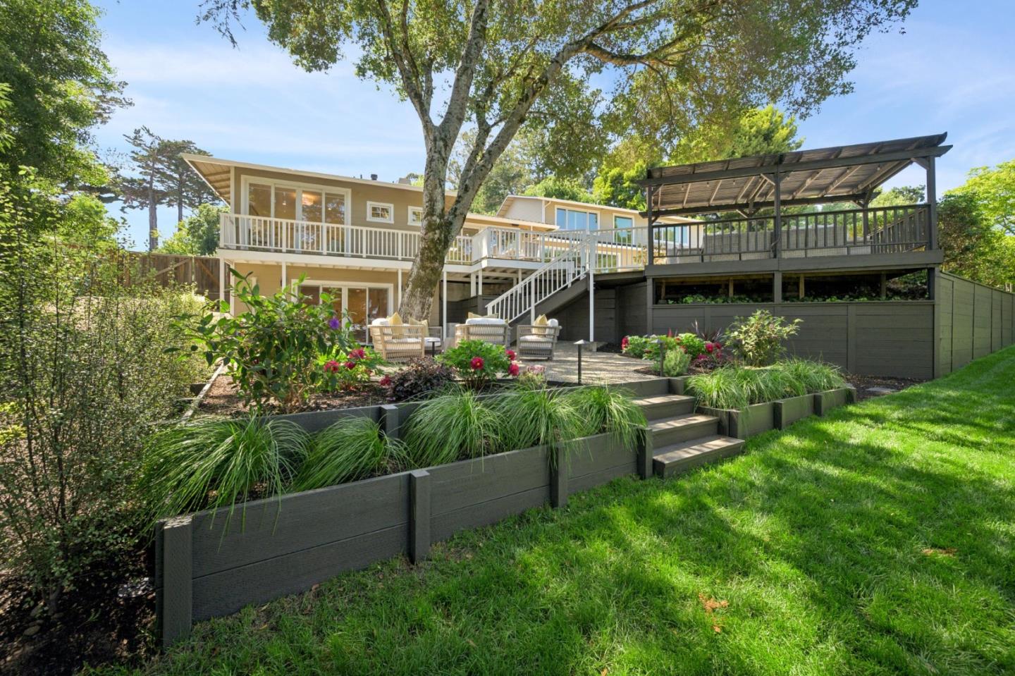 520 Darrell Road Hillsborough, CA 94010 - Photo 71 of 104