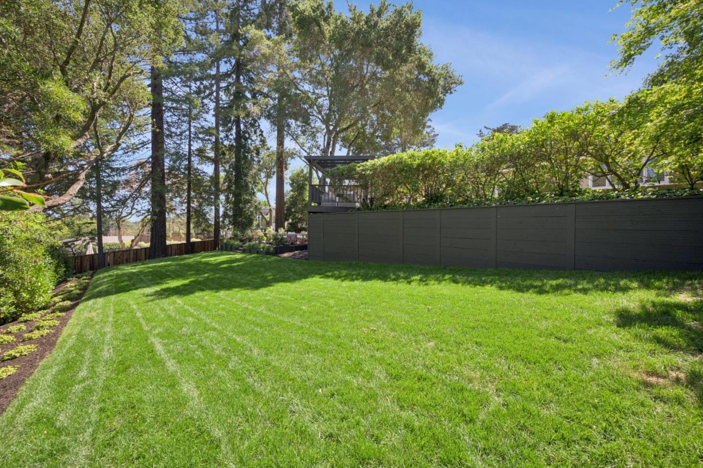 520 Darrell Road Hillsborough, CA 94010 - Photo 74 of 104