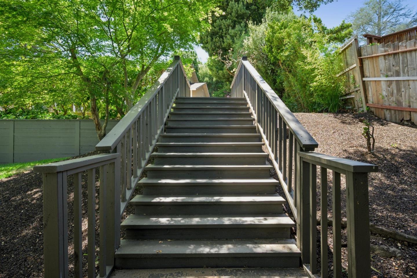 520 Darrell Road Hillsborough, CA 94010 - Photo 75 of 104