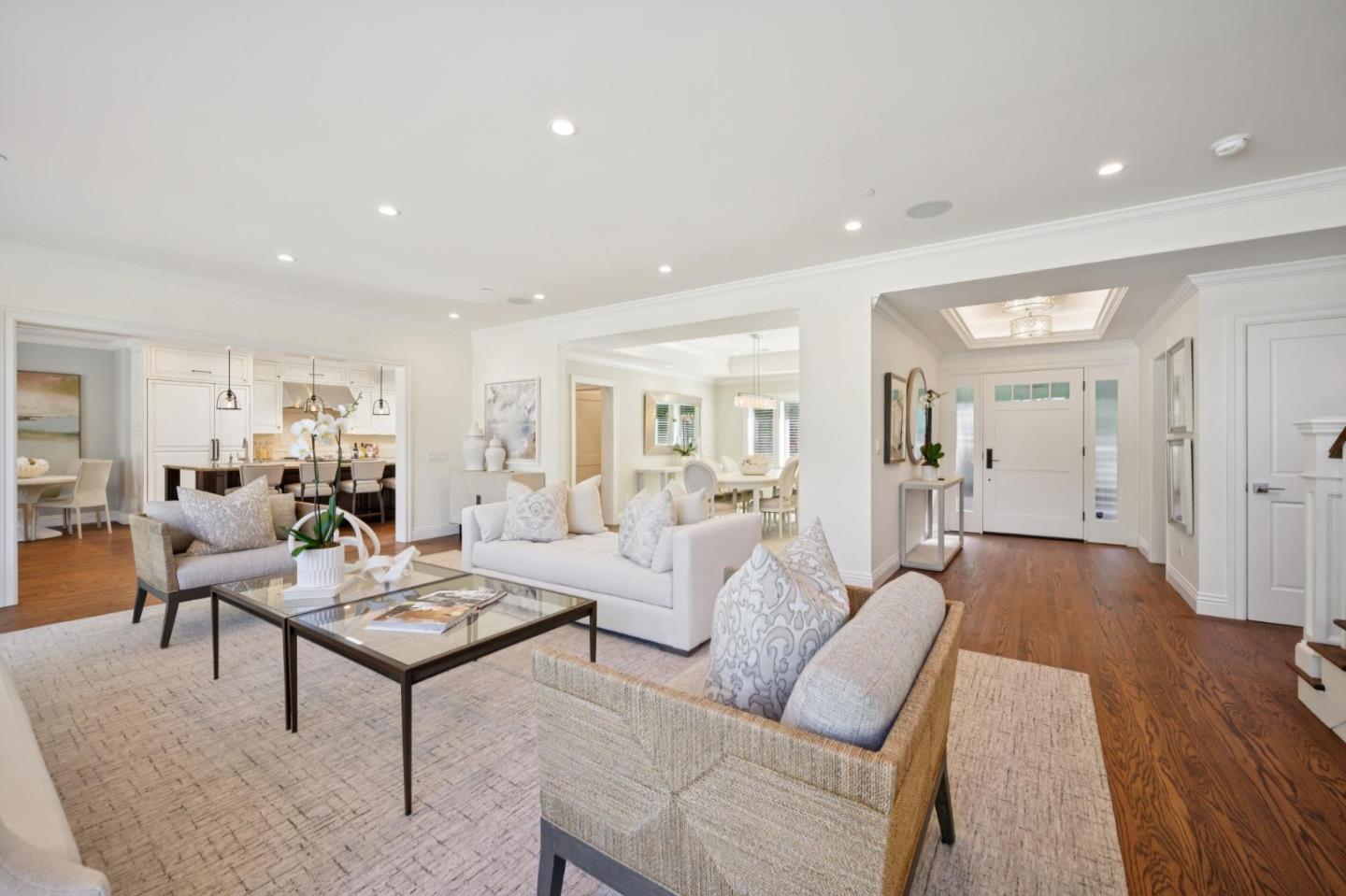 520 Darrell Road Hillsborough, CA 94010 - Photo 8 of 104