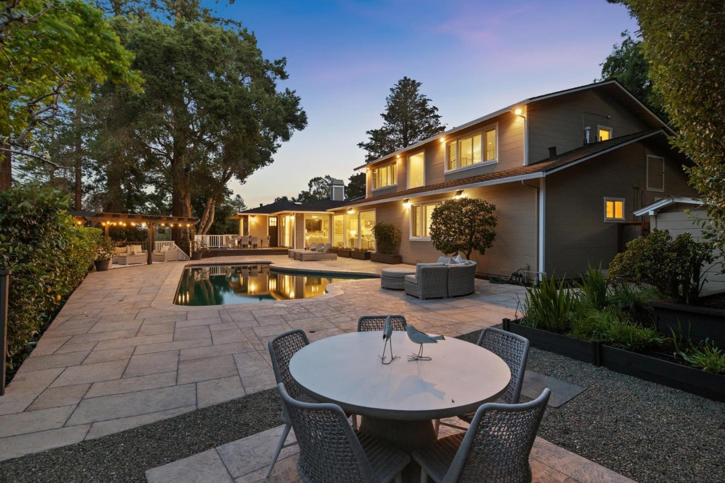 520 Darrell Road Hillsborough, CA 94010 - Photo 93 of 104