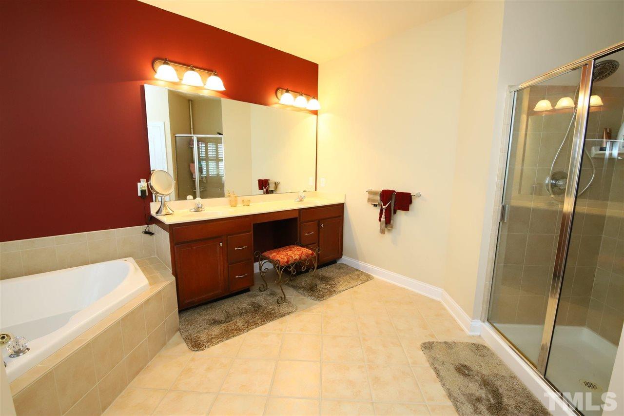 11319 Ridgegate Drive Raleigh, NC 27617 - Photo 13 of 21 Gallery Image 13