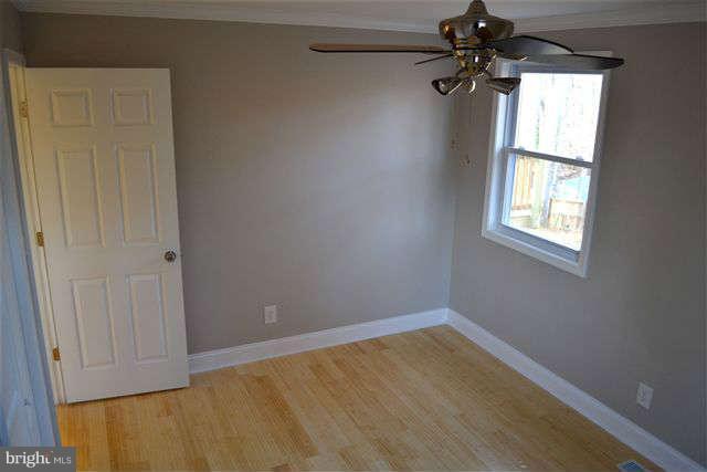 12800 Livingston Road Fort Washington, MD 20744 - Photo 19 of 29 Bedroom