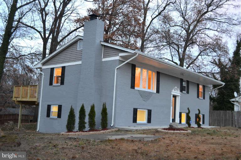 Exterior (Front)