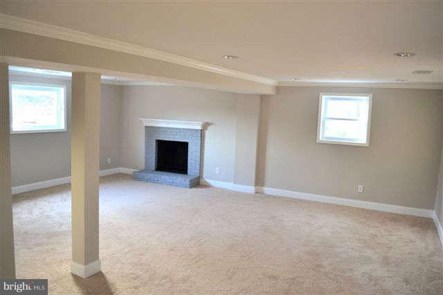 12800 Livingston Road Fort Washington, MD 20744 - Photo 21 of 29 Family Room