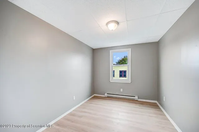 $1,300 | 314 West Market Street, Unit 8, Scranton, PA 18508