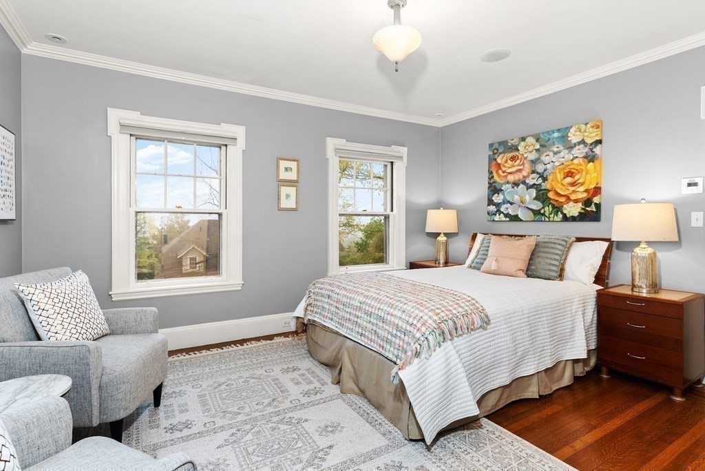 37 Colbourne Crescent Brookline, MA 02445 - Photo 21 of 29 a spacious bedroom with a bed and a couch