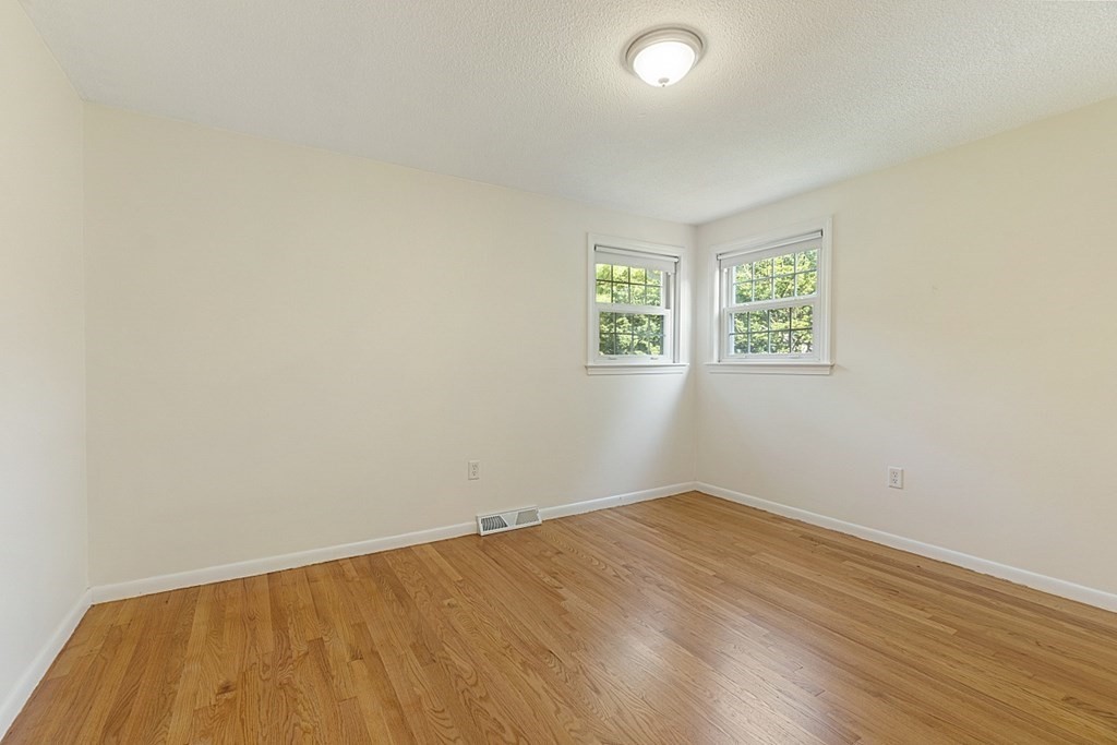 51 Redgate Road Tewksbury, MA 01876 - Photo 16 of 21 Gallery Image 16