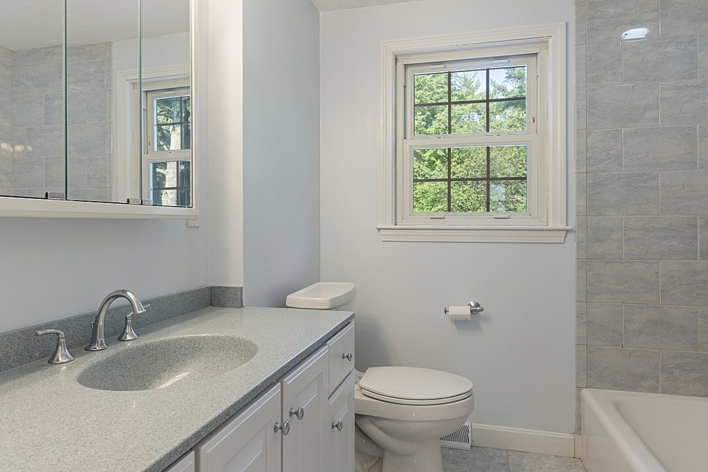 51 Redgate Road Tewksbury, MA 01876 - Photo 17 of 21 Gallery Image 17