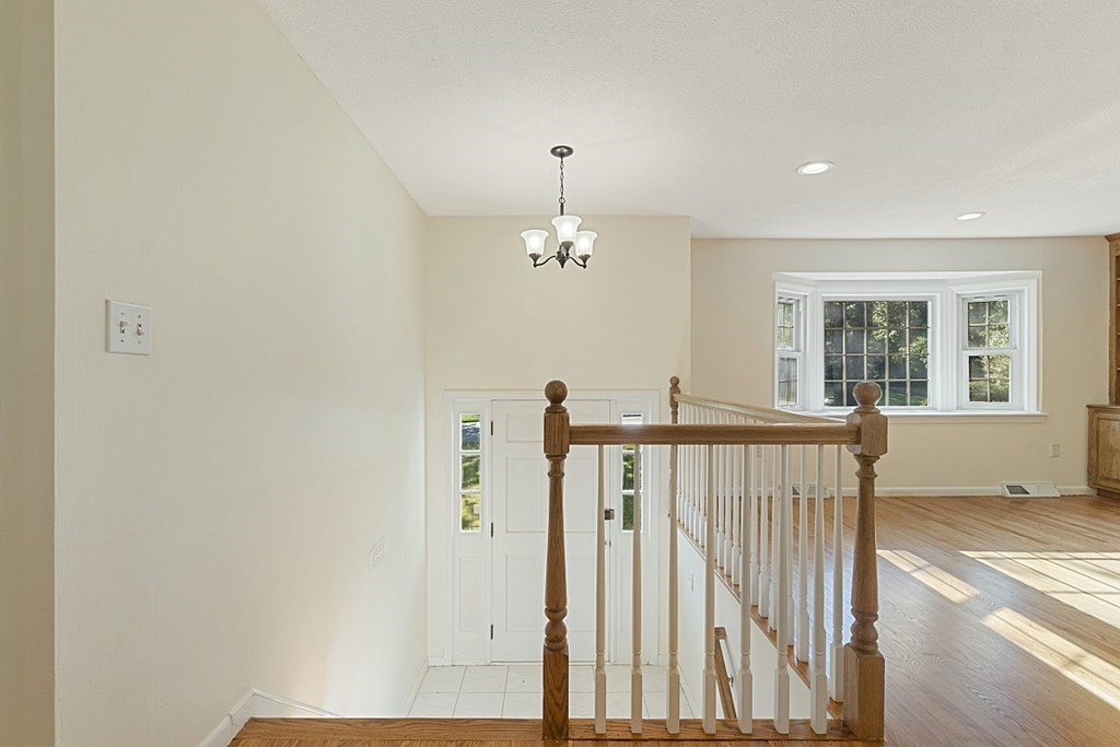 51 Redgate Road Tewksbury, MA 01876 - Photo 4 of 21 Gallery Image 4