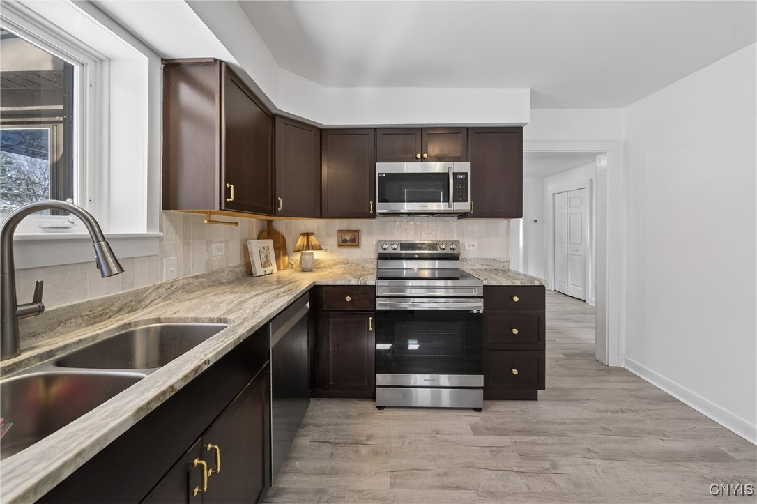 1315 Cold Springs Road Salina, NY 13090 - Photo 16 of 46 The counters are amazing - easily prepare your mea