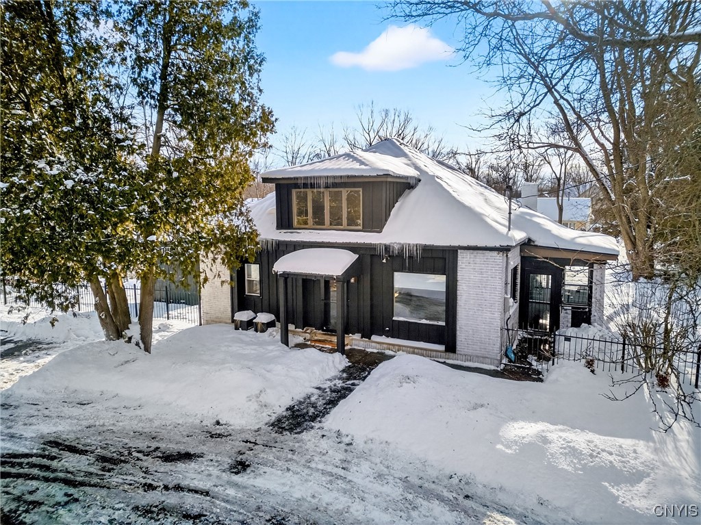 1315 Cold Springs Road Salina, NY 13090 - Photo 3 of 46 Enjoy all that Liverpool has to offer - minutes fr