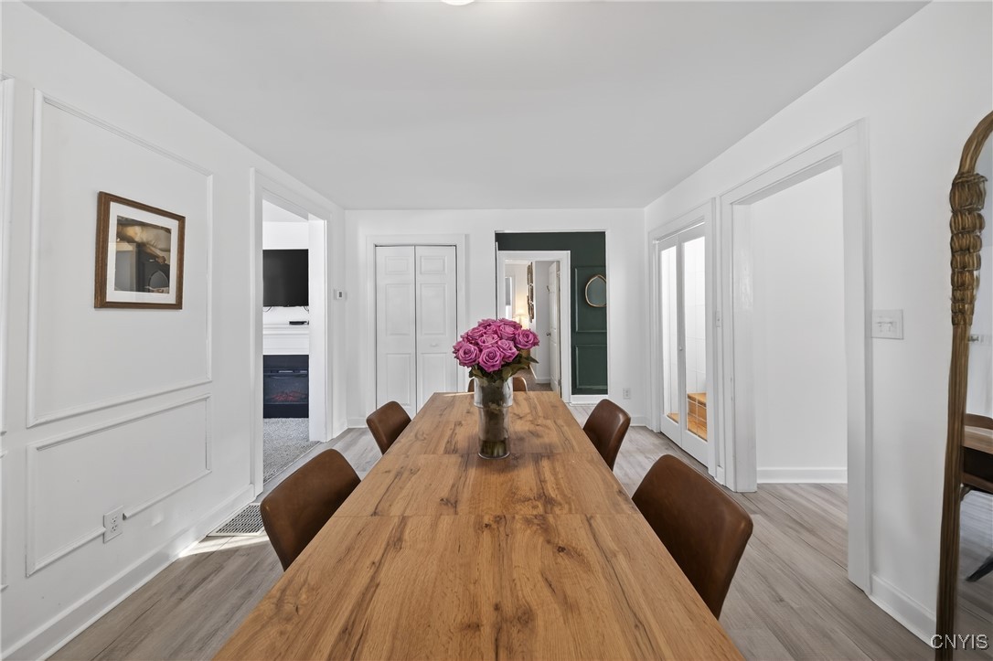 1315 Cold Springs Road Salina, NY 13090 - Photo 9 of 46 The dining room is breathtaking! Large enough to h