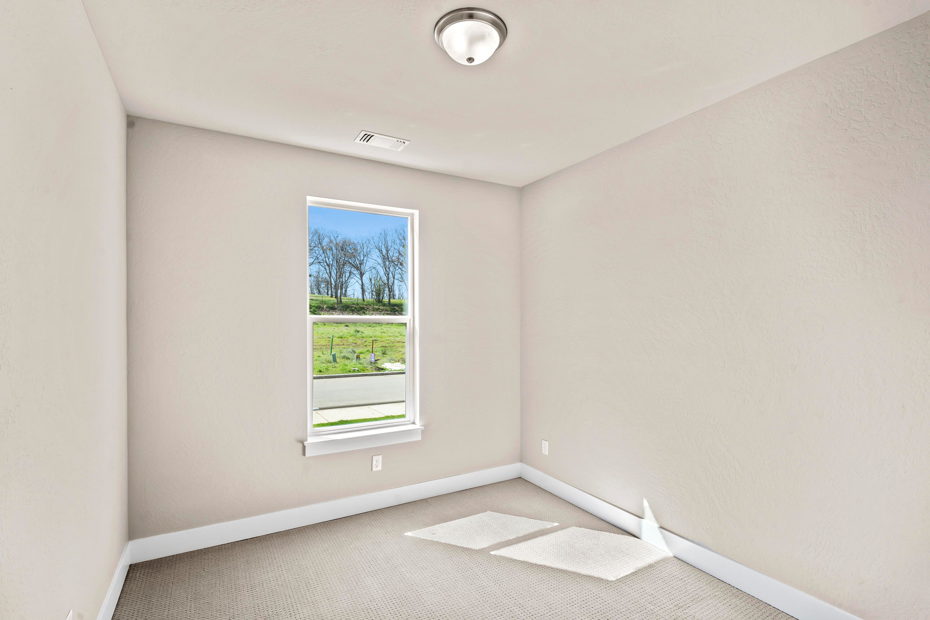 1170 Pumpkin Ridge, Unit 331 Eagle Point, OR 97524 - Photo 18 of 22 18