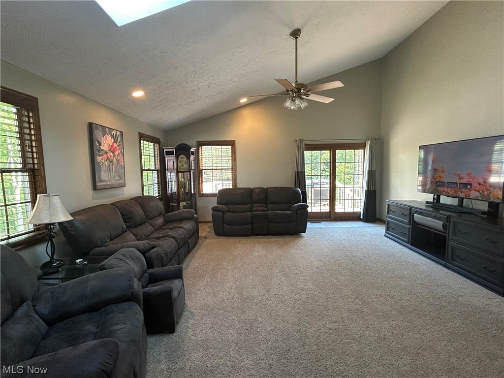 3084 Hamilton Road Medina, OH 44256 - Photo 10 of 35 Great Room