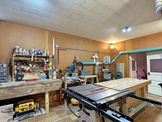 $400,000 | 326 South Wisconsin Street, Janesville, WI 53545