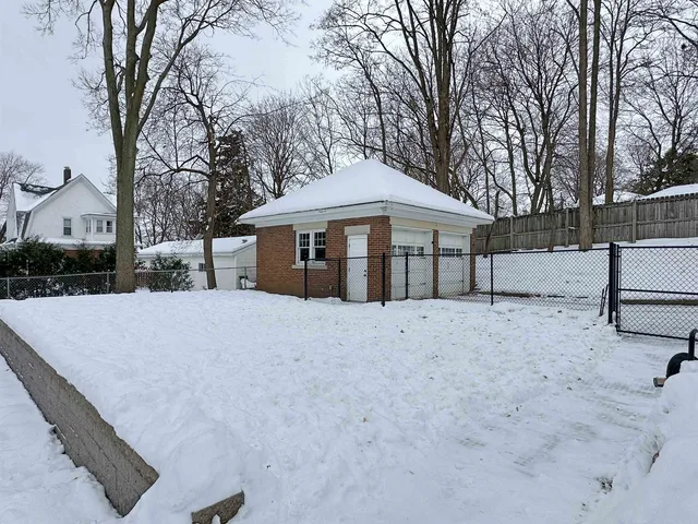 $425,000 | 326 South Wisconsin Street, Janesville, WI 53545