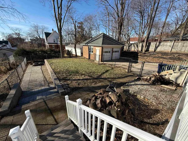 $400,000 | 326 South Wisconsin Street, Janesville, WI 53545